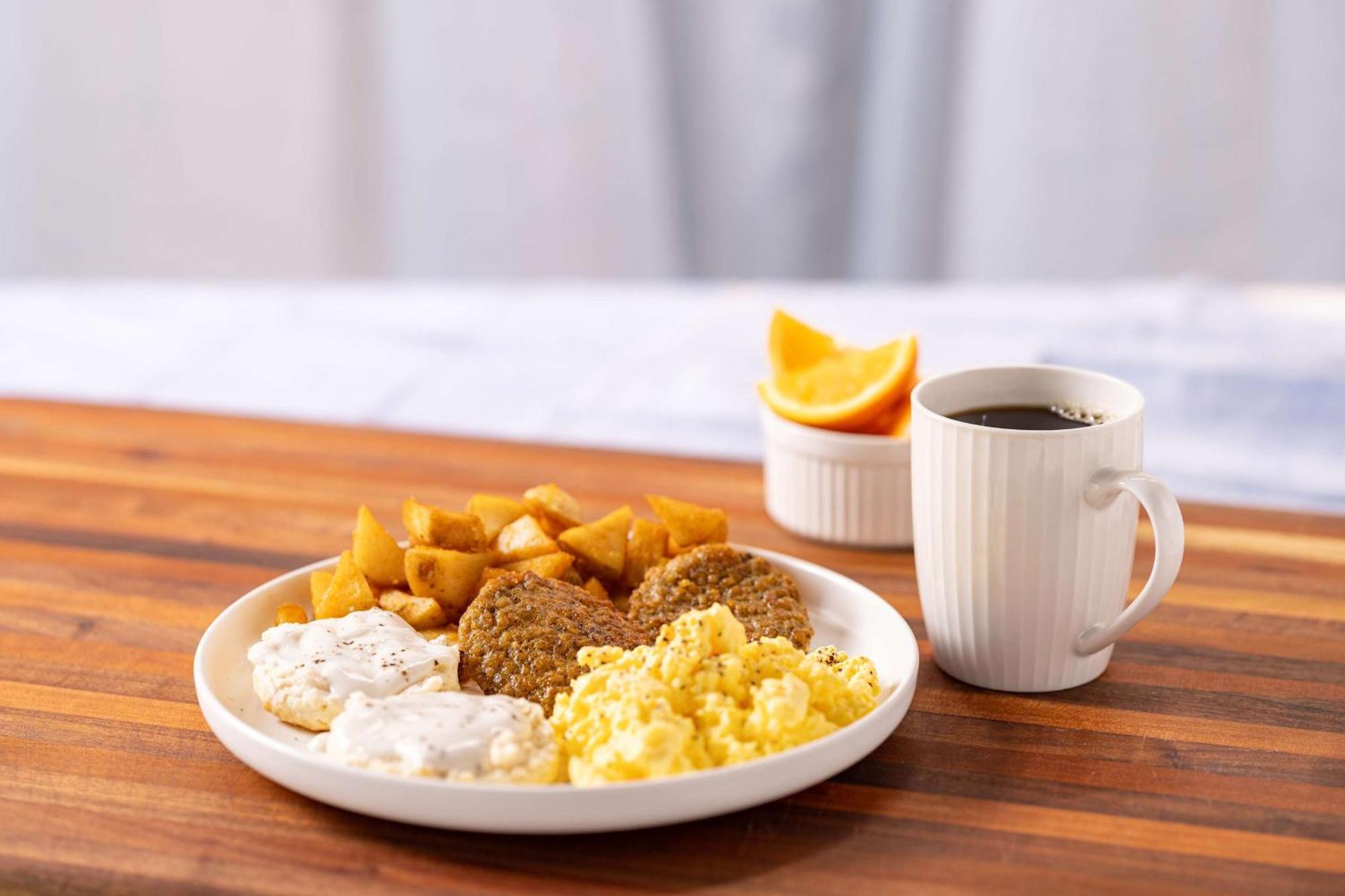 Drury Inn & Suites Cleveland ביצ'ווד מראה חיצוני תמונה